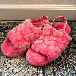 100% Wool Fluffy Pink Slippers